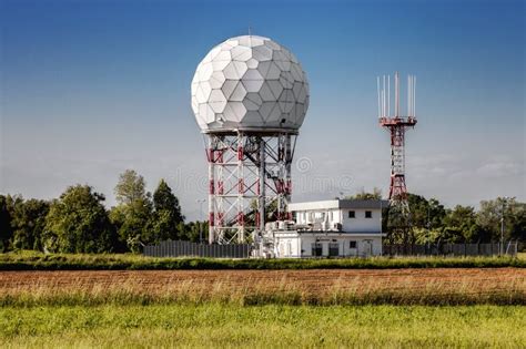 Radar Del Controllo Del Traffico Aereo Immagine Stock Immagine Di