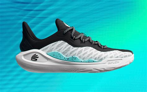 新一代篮球战靴 Under Armour 旗下品牌 Curry Brand 推出以充满未来主义外型黑白配色呈现 Steph Curry 的