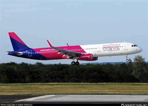 Ha Lxt Wizz Air Airbus A Wl Photo By Gabor Podlovics Id