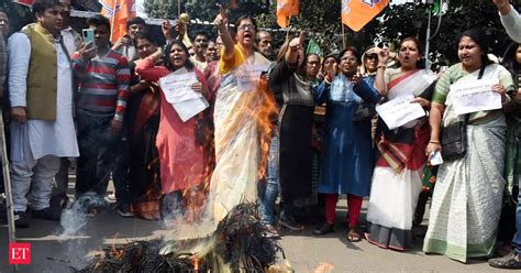 Sandeshkhali News West Bengal Women S Commission Team Visits