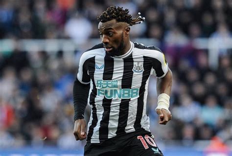 Cerfia Foot On Twitter Newcastle Veut VENDRE Allan Saint Maximin