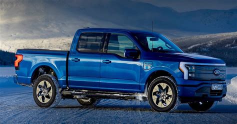 Ford F 150 Lightning dimezzata la produzione la domanda è