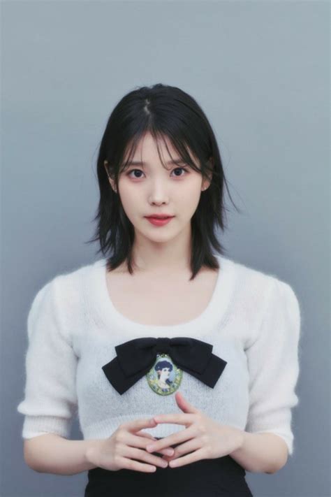 【公式】歌手iu（アイユー）、「うれしい日がはるかに多い1年でありますように」2億ウォン寄付で新年スタート K Pop、韓国エンタ