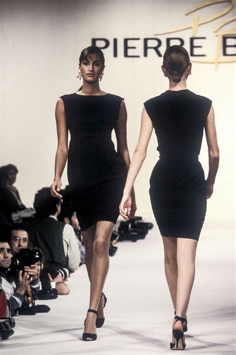 Pierre Balmain Spring 1994 RTW Fashion 90s Fashion Supermodels