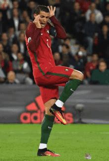 Cristiano Ronaldo GIF | Tenor