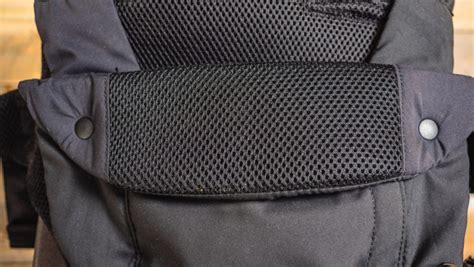 A Colugo baby carrier review - Fathercraft.com