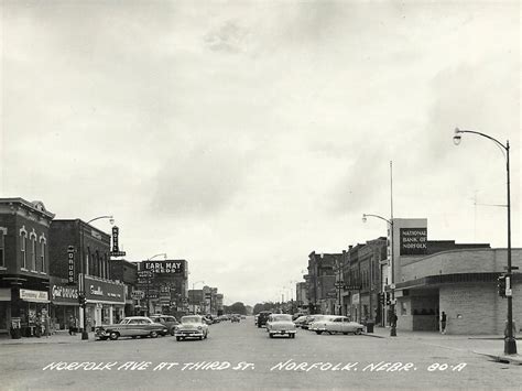 Norfolk Avenue at 3rd Street Downtown Norfolk 1955