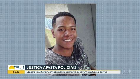 Vídeo Justiça afasta PMs por envolvimento em morte de jovem Bom Dia