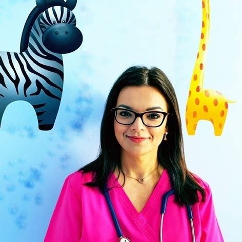 Izabela Dude Ko Specjalista Pediatra Neonatolog Eskulapek