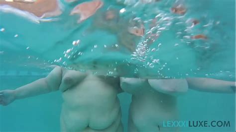 Busty Bbw Lexxxi Luxe And Bbw Friend Play Underwater In Pool Free