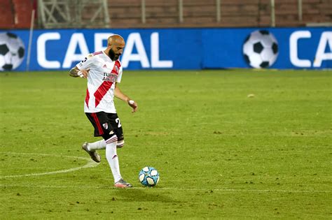 El defensor de River que es fija en el River de Gallardo - TyC Sports