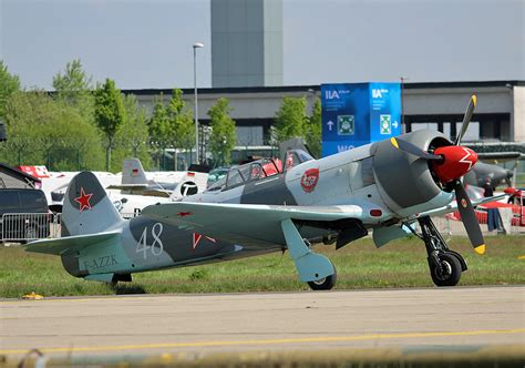 Private Yak U F Azzk Ila Sxf Ber Flugzeug Bild De