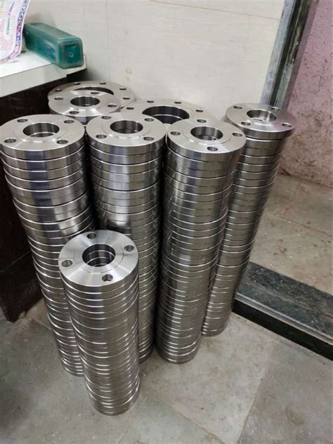 Astm A Ss Flanges For Oil Industry Size Inch At Rs