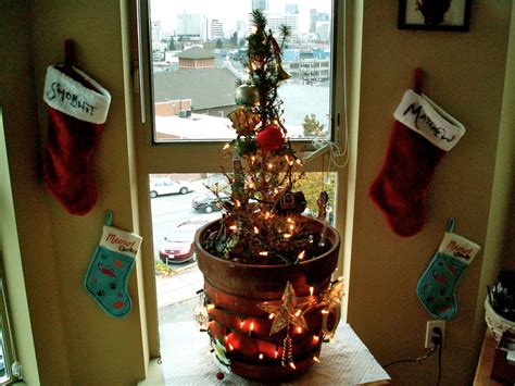 Ridiculously ugly christmas trees | paradoxoff