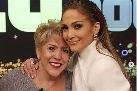 M E De Jennifer Lopez Revela Que Rezou Por Anos Pela Volta Dela