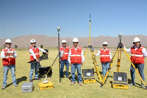 GRUPO GEOM Topografía Fotogrametría Drones Geología Geotecnia