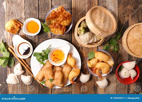 Spring Roll Dim Sum Fries Shrimp And Sauce Stock Image Image Of Bamboo Chinese 196939011