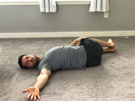 Yoga To Immediately Relieve Neck And Shoulders Pain Man Flow Yoga