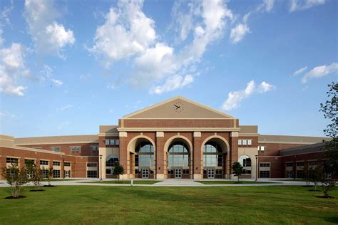 Red Oak High School | Cadence McShane Construction