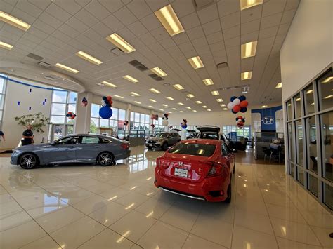 New Honda & Used Car Dealership In Peoria IL | Bob Lindsay Honda