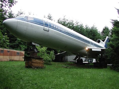 Bruce Campbell Turns Boeing 727 Plane Into His Home