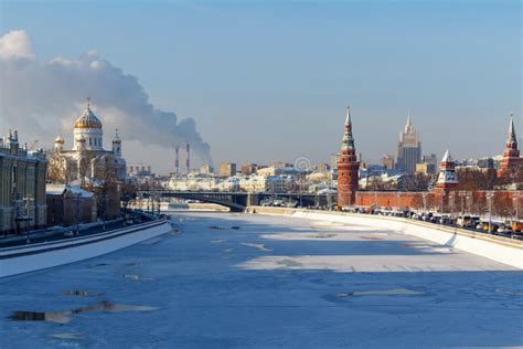 Moscow, Russia - February 01, 2018: Moskva River Near Moscow Kremlin on ...