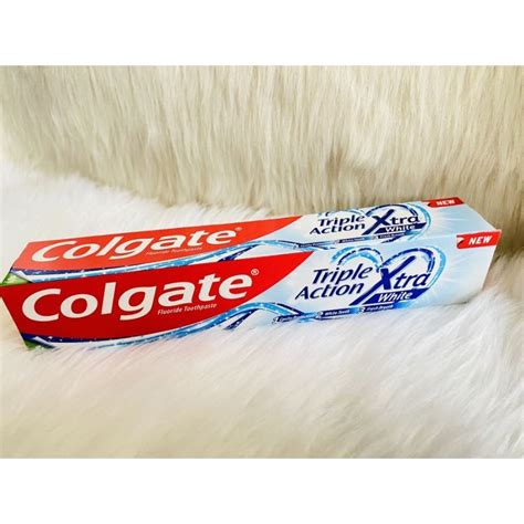 Colgate Toothpaste 75ml Triple Action Xtra White MaxFresh Detox Foam