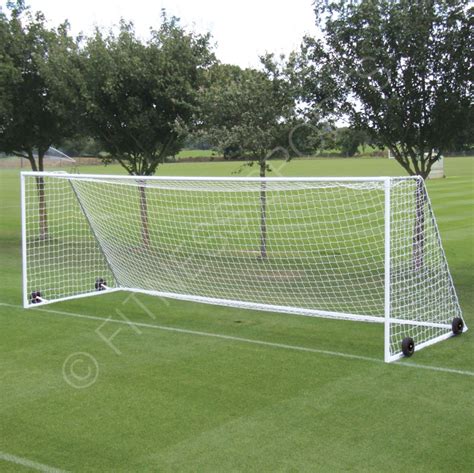 Freestanding Steel G Goal Posts