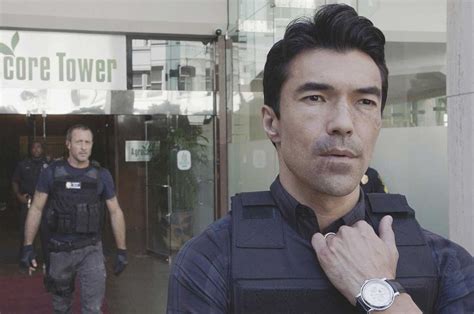 Bild Zu Alex O Loughlin Hawaii Five Bild Ian Anthony Dale Alex O