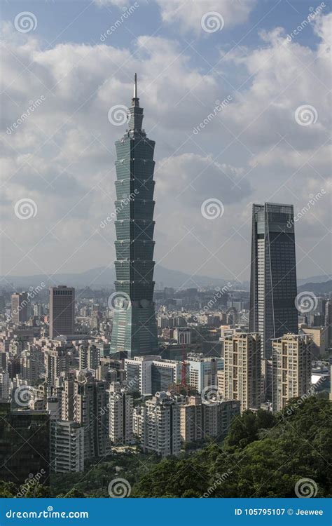 View from the Elephant Mountain at the Skyline of Taipei, Taiwan Editorial Photography - Image ...