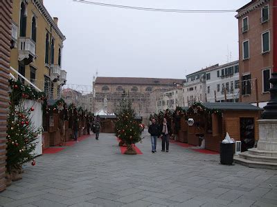 The Venice Experience: Life in Venice - The Christmas Market 2008