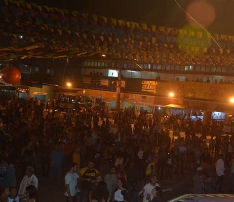 VÍDEO Parque do Povo fecha portões após lotação e gera confusão a