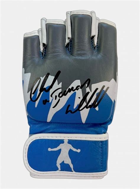 Chuck The Iceman Liddell Signed UFC Glove PSA COA Light Heavyweight