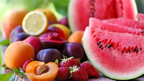 7 frutas bajas en calorías para comer sin moderación este verano