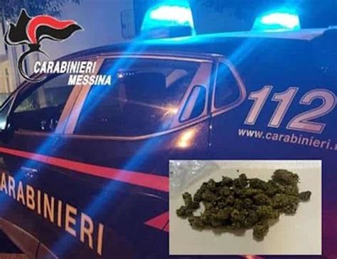 Messina Bloccato Dai Carabinieri Mentre Usciva Di Casa 25enne