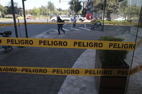 Quito Lo Que Se Sabe Del Joven Que Murió Por Pedazo De Concreto Que