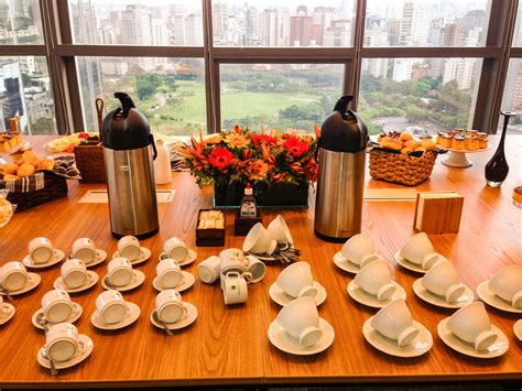 Dicas De Como Servir Na Sala De Reuni O Buffet Tout Va Bien Moema