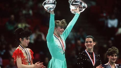 La Historia De Tonya Harding La Villana Del Patinaje Sobre Hielo En