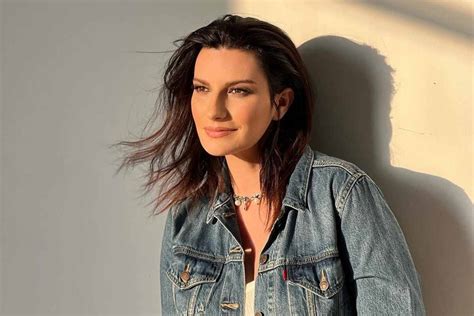 Laura Pausini E La Malattia La Confessione In Diretta Tv Lacrime E