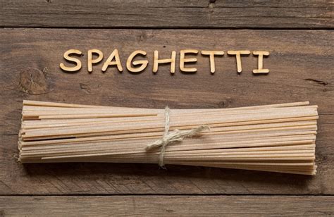 Premium Photo | Whole wheat spaghetti