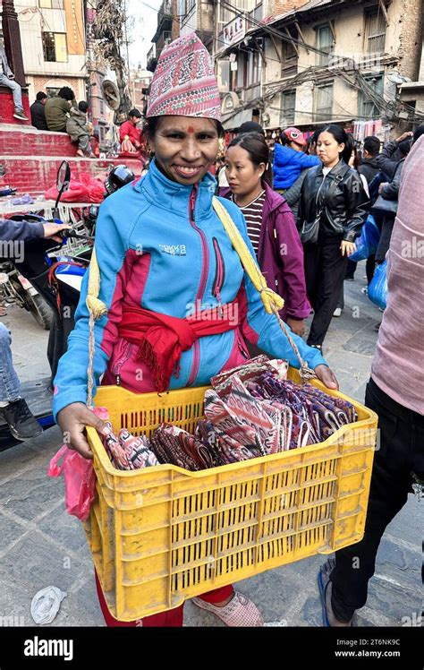 November Kathmandu Bagmati Nepal Eine Frau Mit