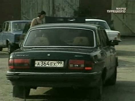 IMCDb Org 2000 GAZ 3110 Volga In Marsh Turetskogo Opasno Dlya Zhizni