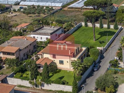 Vendita Villa Unifamiliare In Via Claudio Monteverdi Anzio Buono Stato