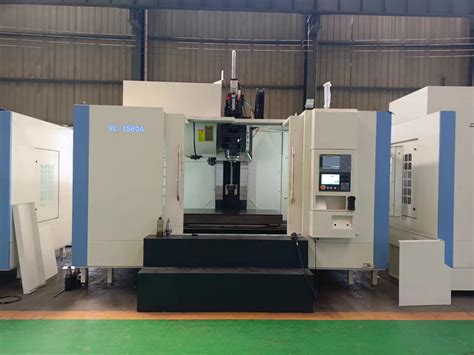 Vmc1580 CNC Vertical Milling Machine Center China CNC Machining