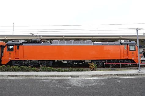 全台首輛台鐵e500型電車潮州亮相 明年5月上路 生活新聞 生活 聯合新聞網