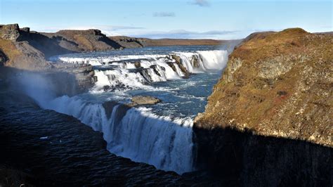 Gullfoss Waterfall In Iceland Massive Rhumanforscale