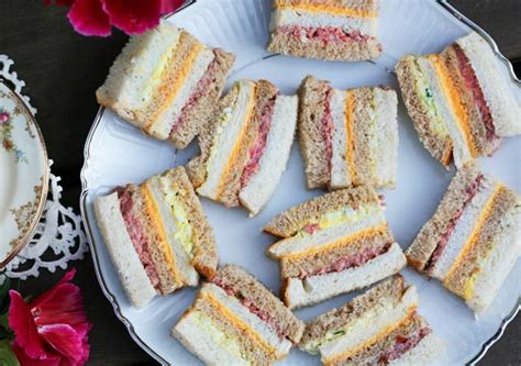 Retro Recipes: Ribbon Sandwiches