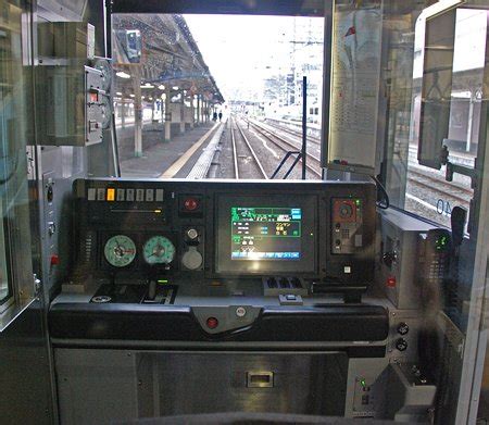 たくたくのページ｜東北地方で見られる車両＞E721系0番台 (ワンマン運転対応車)