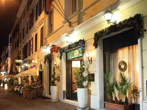 Best Price on Hotel Condotti in Rome + Reviews