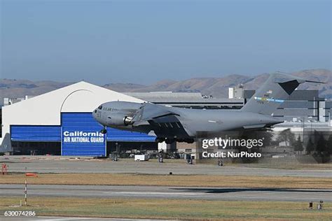 310 Us Air Force C17 Cargo Stock Photos, High-Res Pictures, and Images ...